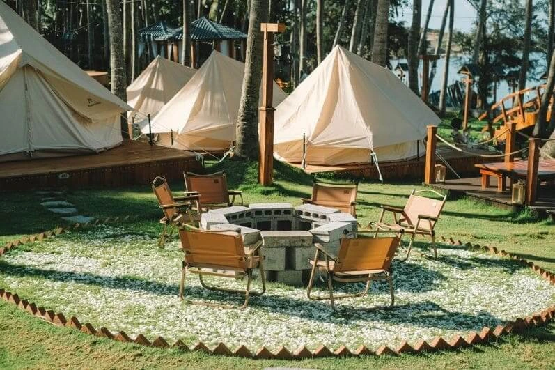 A-Jungle-Themed-Fire-Pit