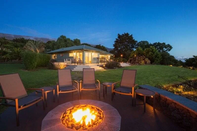 Fire-Pit-Area-on-Artificial-Grass-Turf