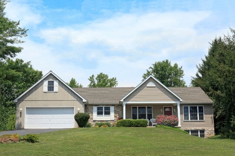 Soften the Home with a Cottage Ranch Style